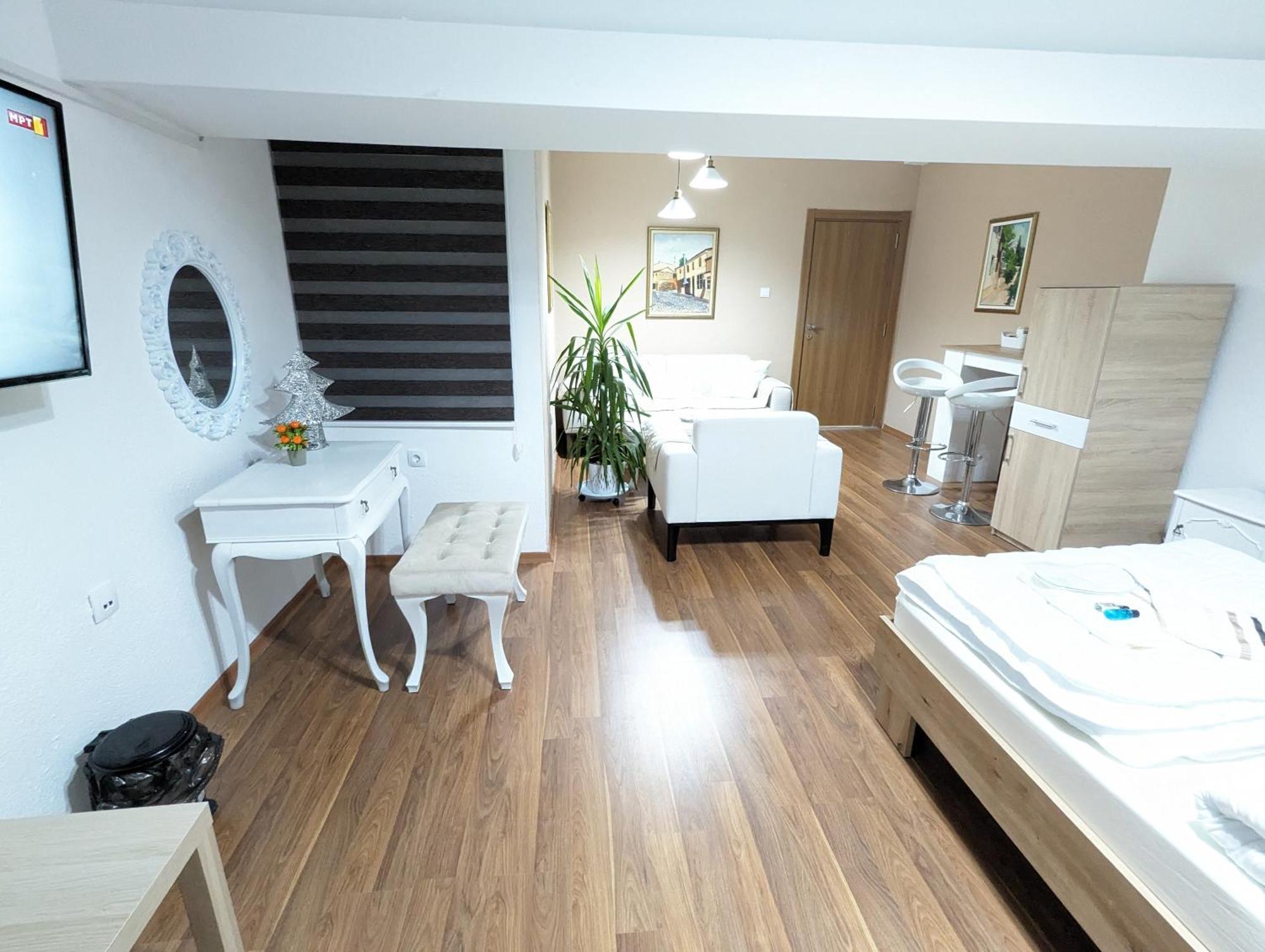 קבדרצי Apartments Victory מראה חיצוני תמונה